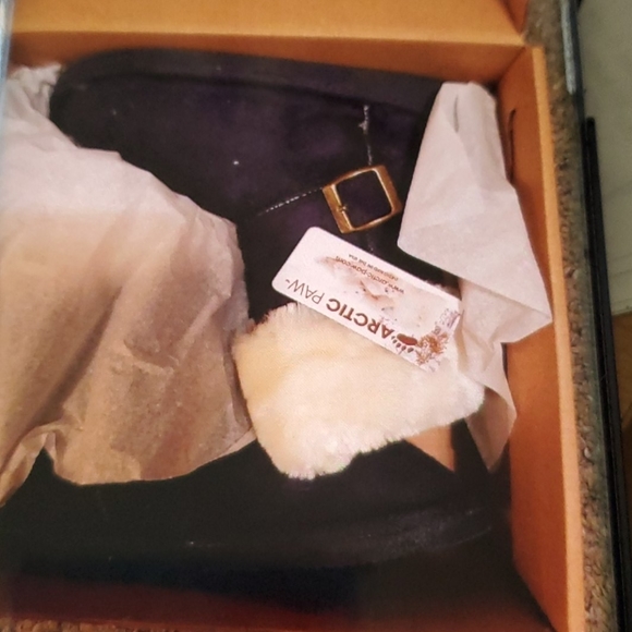 Girls Boots - Picture 3 of 6